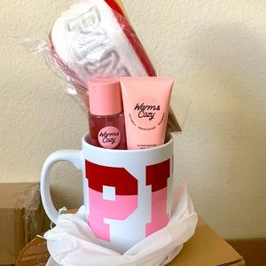 Pink victoria secret Mug gift set